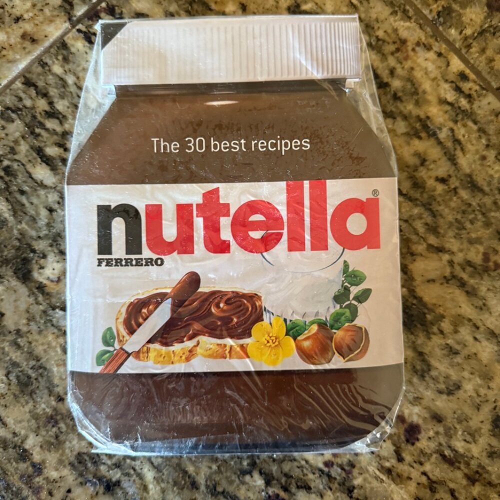 NEW IN BAG: Nutella Cookbook : great for cooking with kids and chocolate lovers!